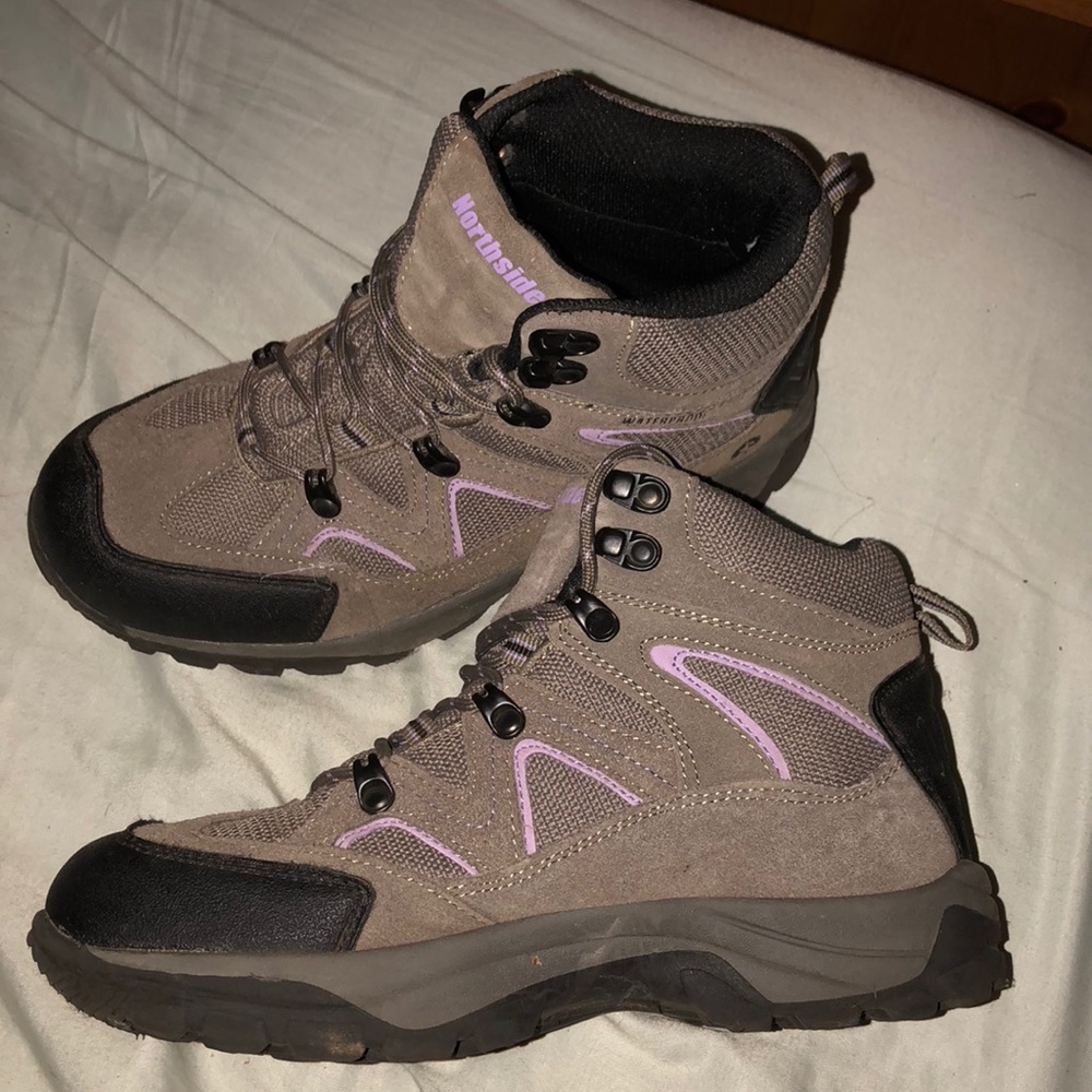 North side hiking boots